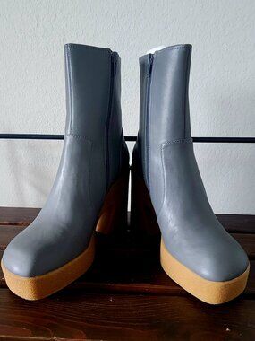 Jeffrey Campbell Kartini Platform Bootie Grey /Honey — Size 8, New in Box!